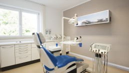 Zahnarzt-Praxis-München-Westpark-Zahnärztin-Rakowski-Zahnarztpraxis-Eindrücke-Behandlungszimmer1
